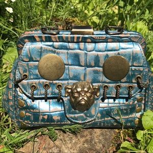 Betsey Johnson Bulldog Bag blue/gold